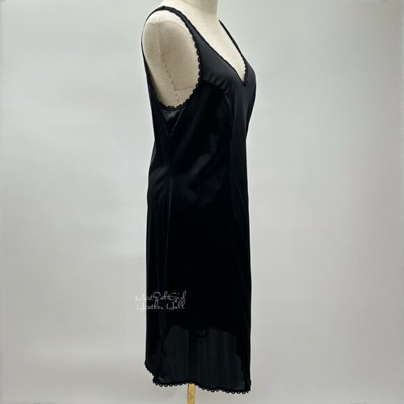 Vintage Adonna Black Nylon Slip with Scalloped Lace Trim Size 36 - Picture 4 of 6